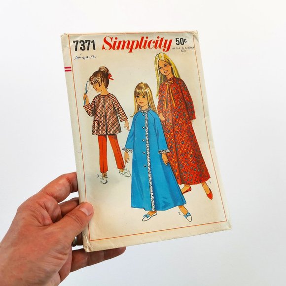 60s Simplicity Sewing Pattern 7371 Child’s Robe - Picture 1 of 9